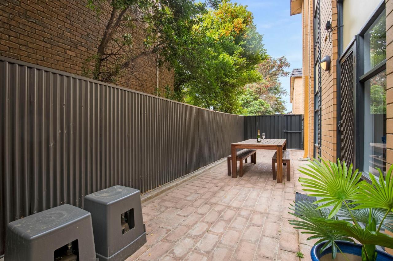 Bayswaterfront Apartments Adelaide Esterno foto